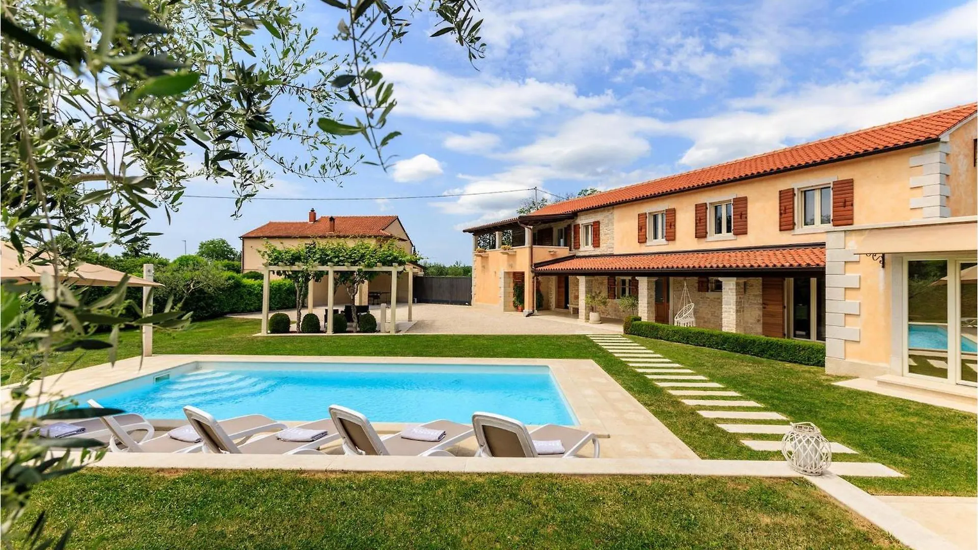 Villa Viscum Vela Traba