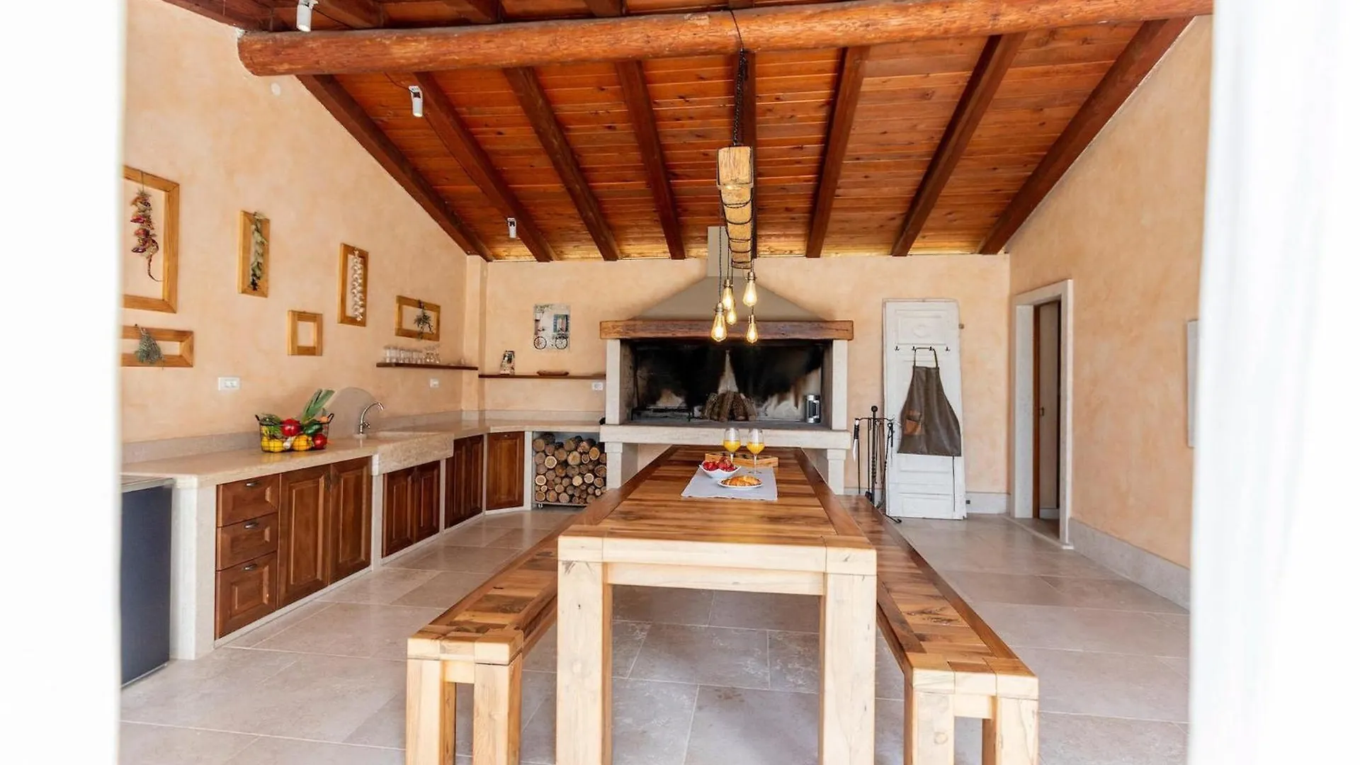 Villa Viscum Vela Traba